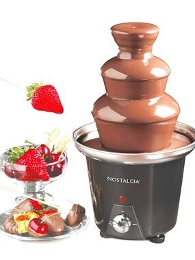 Nostalgia Black Chocolate Fondue Fountain